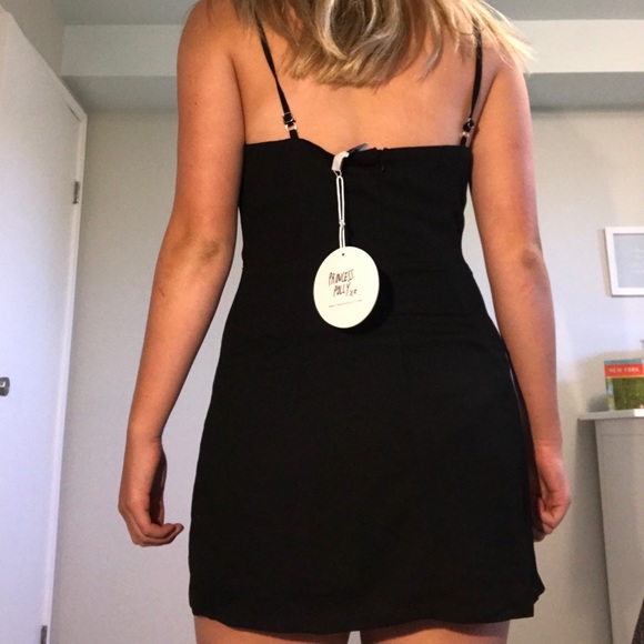 princess polly dress - Picture 3 of 4